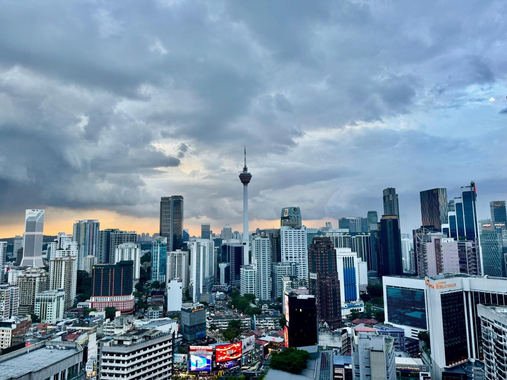 Klcc Suites At Axon By Skypool Kuala Lumpur Luaran gambar