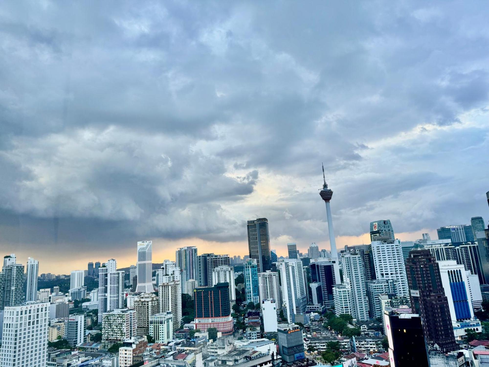 Klcc Suites At Axon By Skypool Kuala Lumpur Luaran gambar